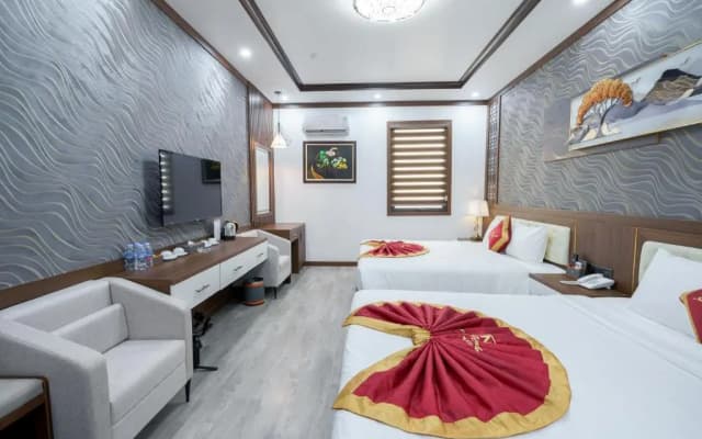 New Sun Hạ Long Hotel - photo 2