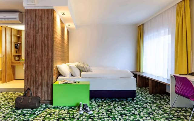 Ibis Styles Wien City - photo 5