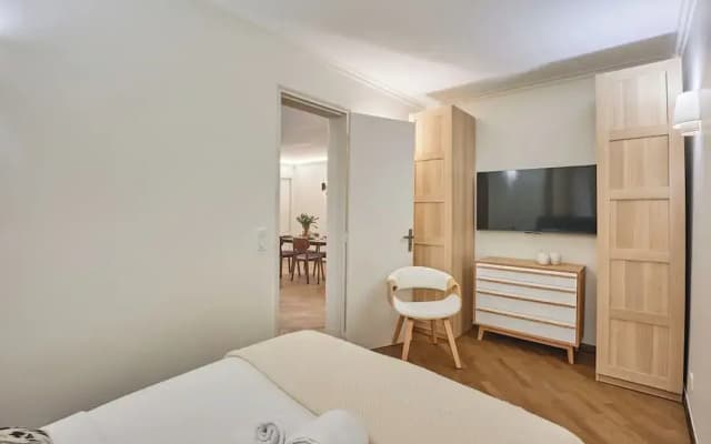 Sublime Apartment in the Heart of the Marais - photo 4