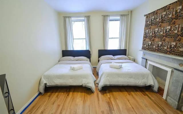 West Side Apartment - photo 4