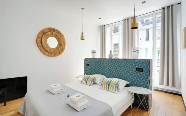 Luxurious Apartment - 2br/8p - Faubourg-du-roule - photo 3