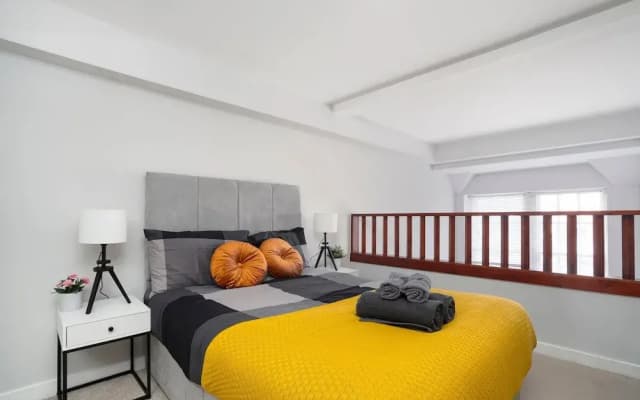 2bed-2bath Flat City Centre - photo 4