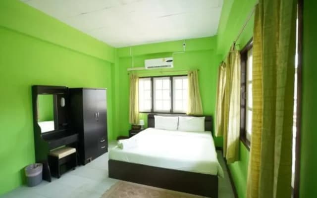 Maenam Lodge - photo 4