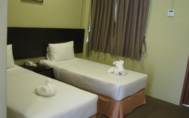 Mersing Merlin Inn - photo 3
