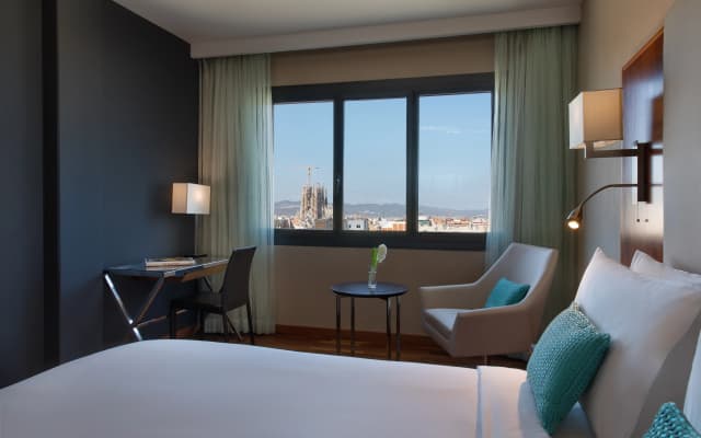 Renaissance Barcelona Hotel - photo 4