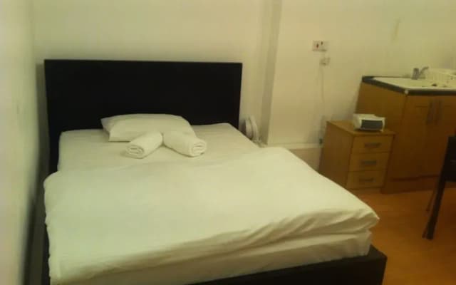 The Beehive - photo 3