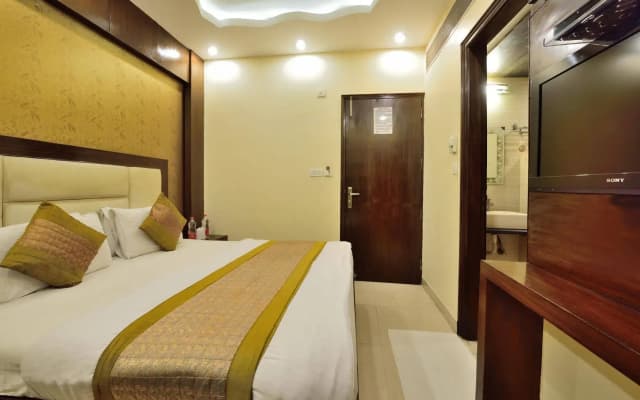 Hotel Aman International at New Delhi Station - photo 5