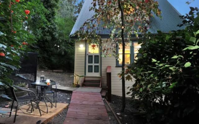 Tuckers Cottage - photo 3