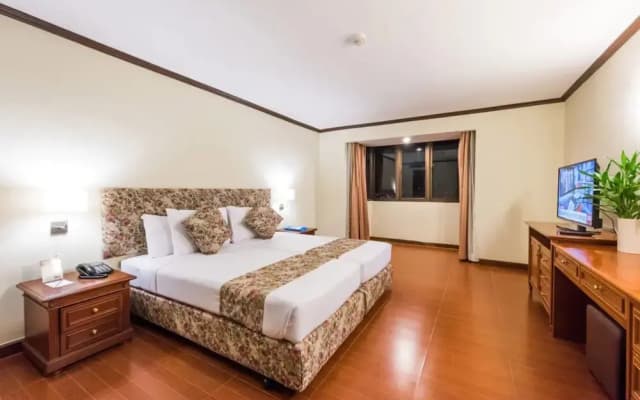 Apartments Omni Tower Direct Rooms Sukhumvit Soi 4 - photo 3