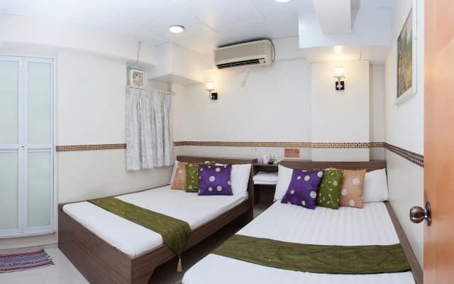 Vincent Hill Guesthouse - photo 2