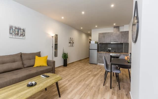 Raise Athens Metro Apartments - photo 5