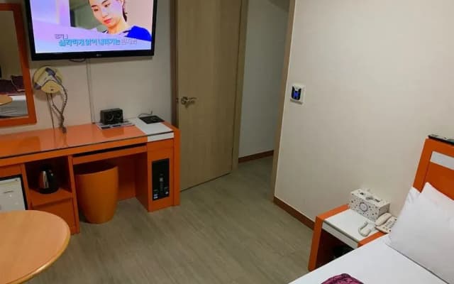 Alma Hotel - photo 3