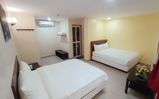 Capital O 90897 Island City Hotel - photo 4
