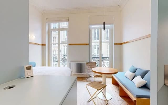 Altido Delightful 1bed Studio w Shared Co-working Space - photo 5
