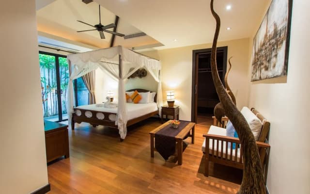 Tulip Pool Villa - photo 3