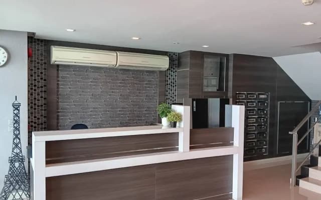 J Residence Thonglor 8 - photo 2