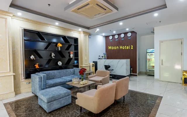 Moon Hotel Do Quang - photo 2