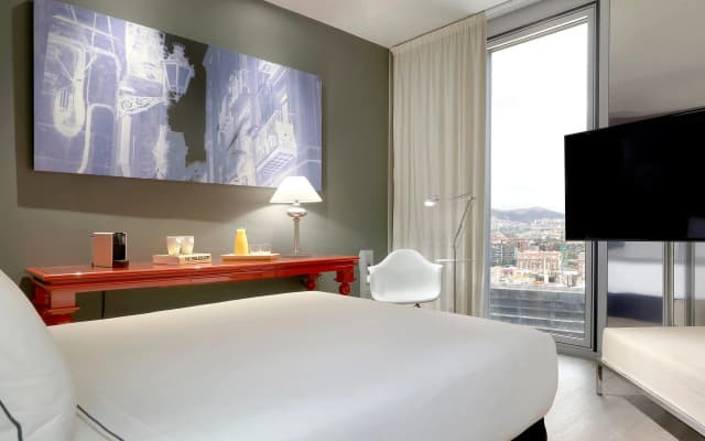 Melia Barcelona Sky - photo 4