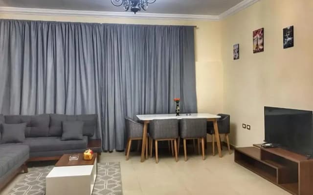 Hidden Gem with pool access in New cairo - photo 3