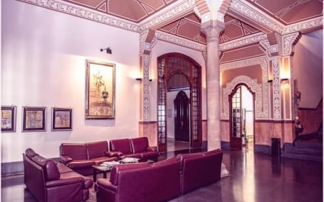 Barcelona Riders Hostel - photo 2
