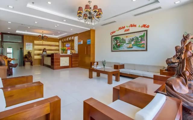 Gia Linh Hotel - photo 2