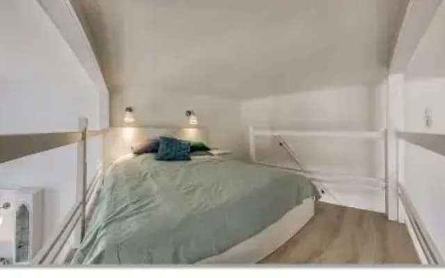 Stunning Oktogon Home - photo 5