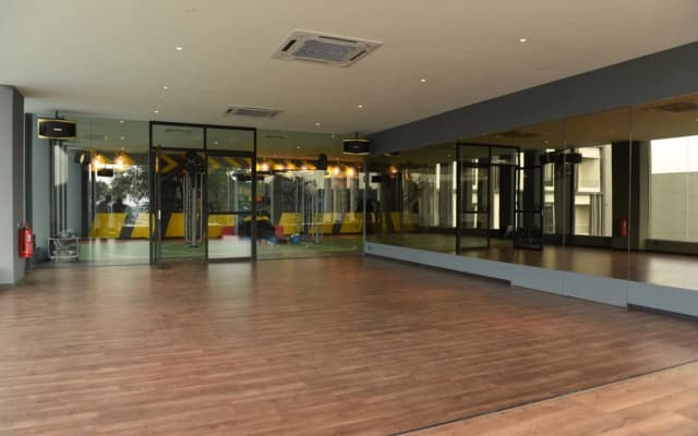 Vangohh Eminent Hotel & Spa - photo 2