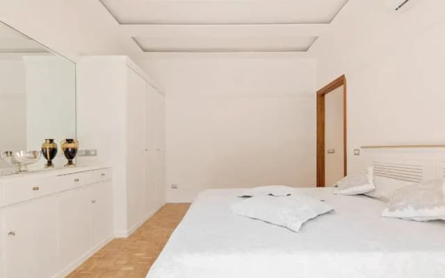First Class Rome Apartments - photo 3
