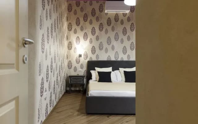 Roommo Apartments - photo 2