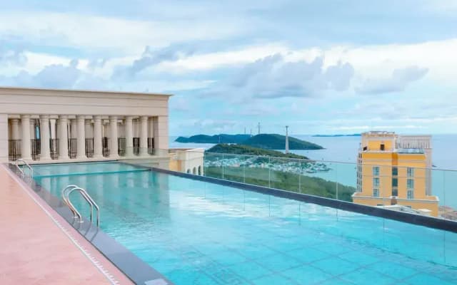 Elyday Apartment Hillside Phu Quoc - Sea & Firework view - photo 2