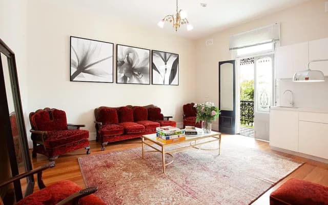 Leafy and Tranquil Inner West Studio Apartment - photo 2