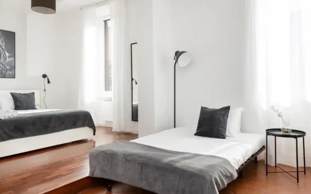 White Flat Termini - photo 4