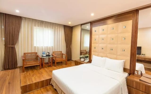 New Century Hotel - photo 2