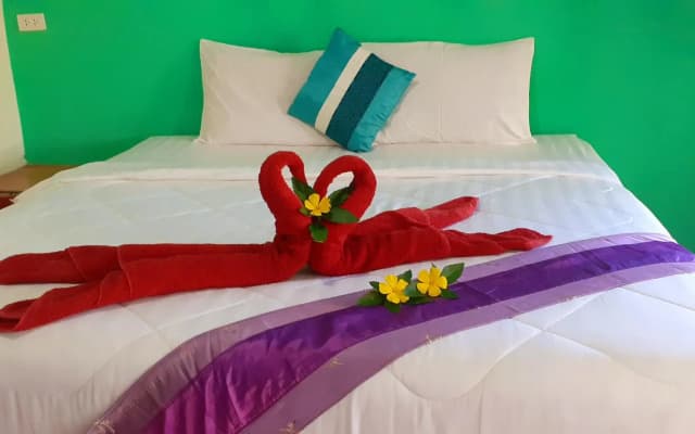 Lanta Maikeaw Bungalow - photo 3