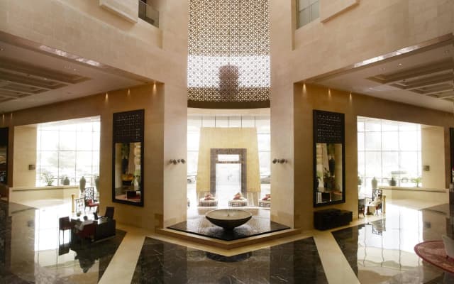Raffles Dubai Hotel - photo 2