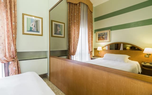 Hotel Carrobbio - photo 3