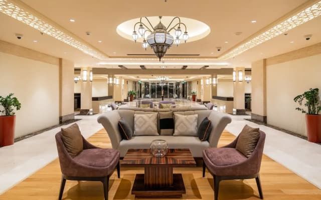 Simply Comfort Suites in Sarai Palm Jumeirah - photo 2