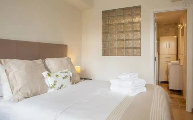 Modern 2 Bed Apt 10min from Las Ventas - photo 3
