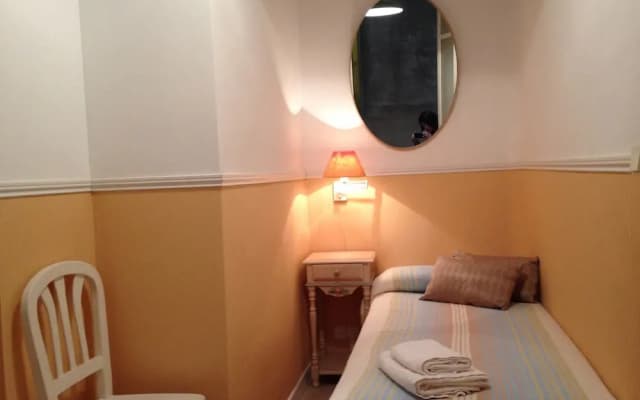 Casa Consell Apartments - photo 3