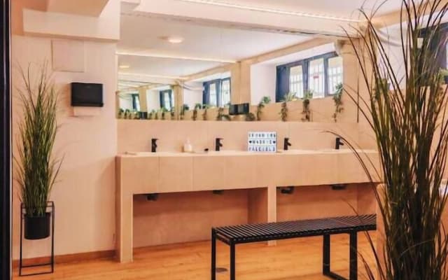 Urban Inn Madrid - photo 2