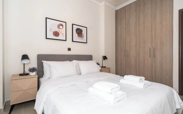 Modern Apartment in Thiseio with Balcony - photo 2