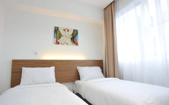 V Hotel - photo 5