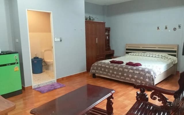 Tiger Bar & Guesthouse - photo 2