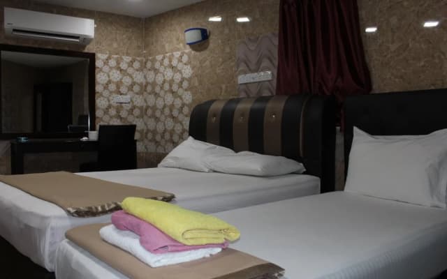New Wave Hotel Rawang - photo 2