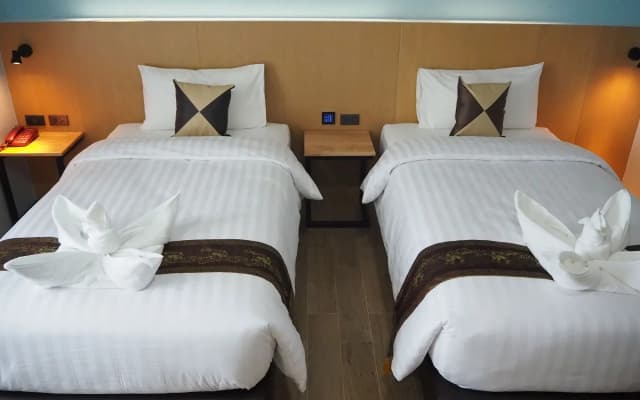 Samui City Hotel - photo 2