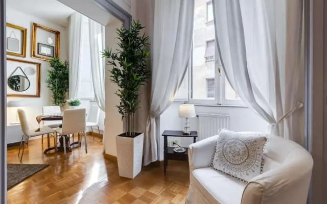 Pantheon Amazing Apartment - photo 4