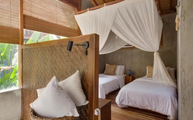 Puri Beji Bed & Breakfast - photo 5