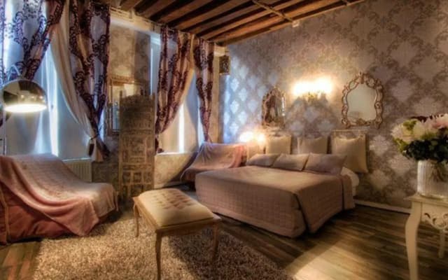 Hôtel Le Temple de Jeanne - photo 2