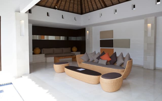 Bvilla Spa Hotel - photo 2