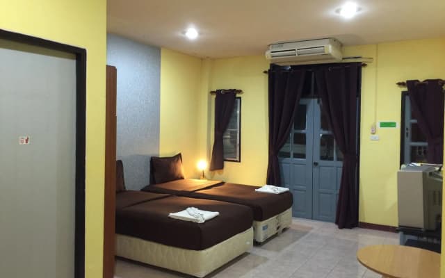 Andaman Place Guesthouse - photo 2